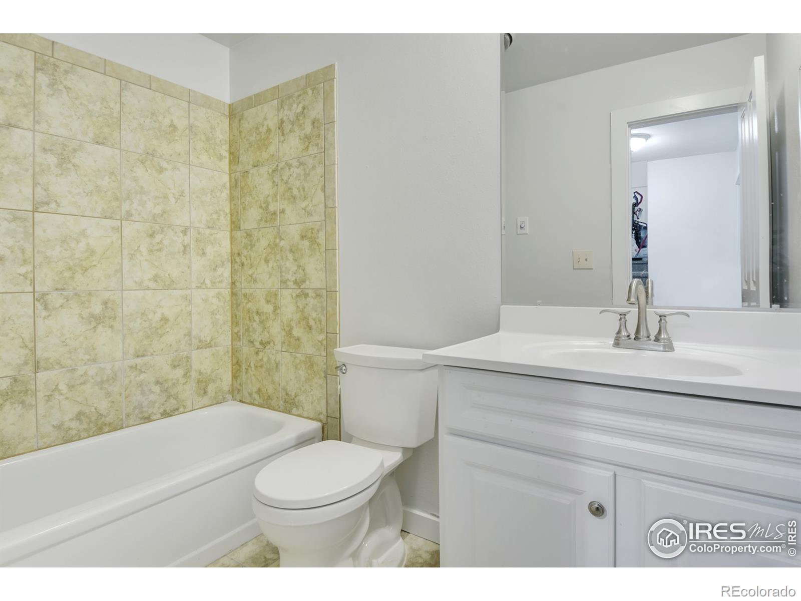 MLS Image #18 for 1727  lefthand drive,longmont, Colorado