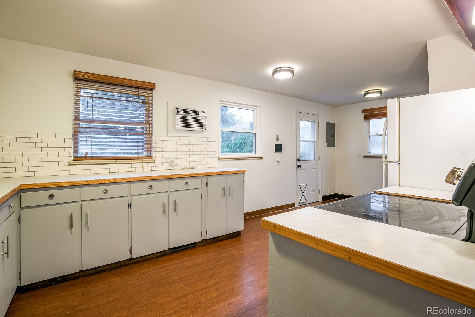 MLS Image #5 for 8240  grandview avenue,arvada, Colorado