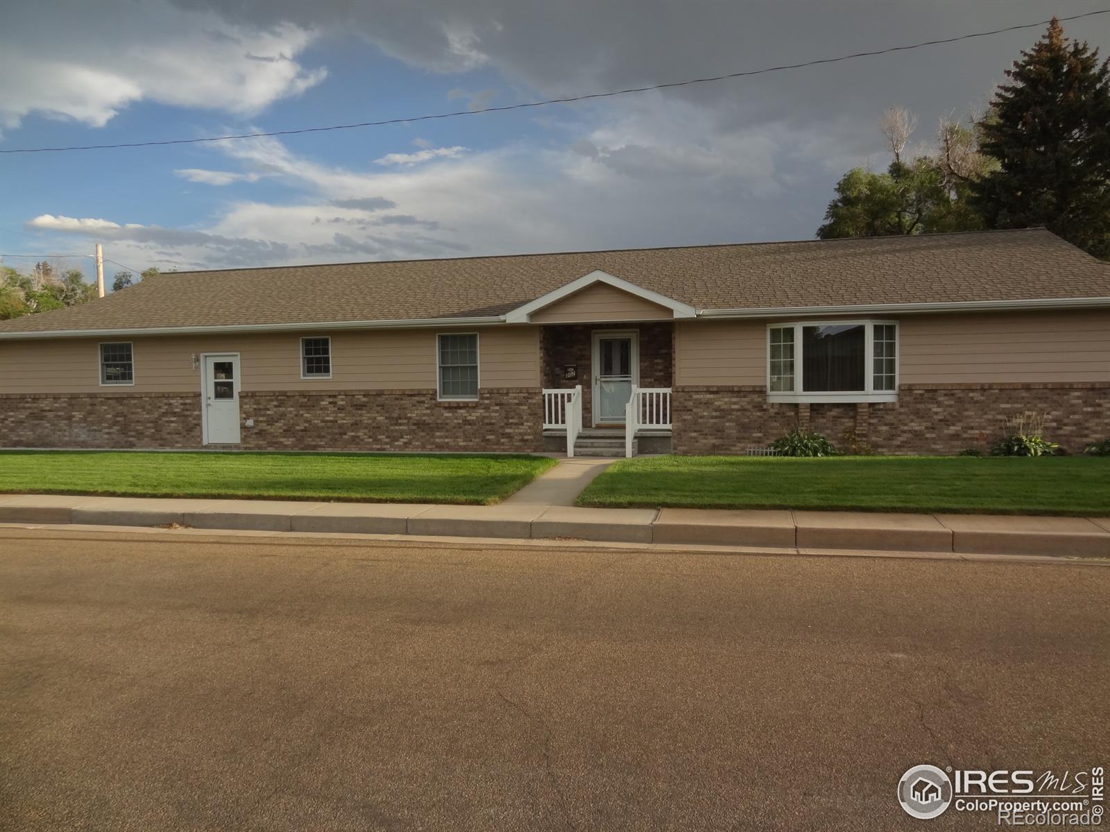 MLS Image #0 for 302 e emerson street,holyoke, Colorado