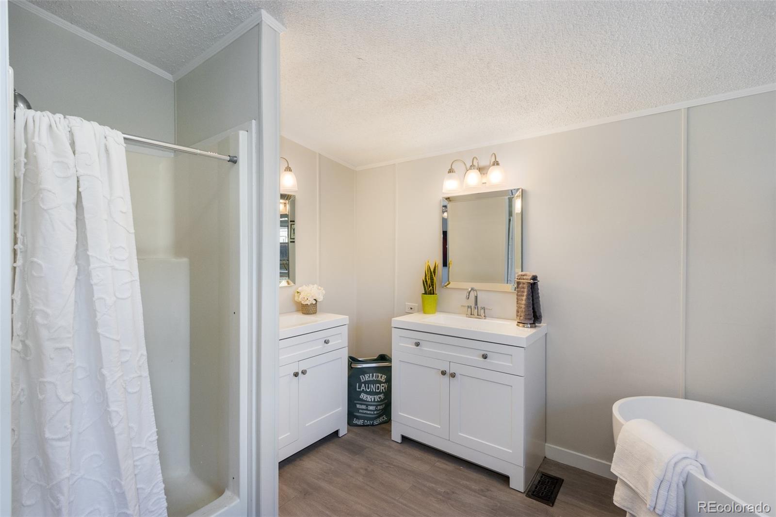 MLS Image #12 for 8451  madison way,denver, Colorado