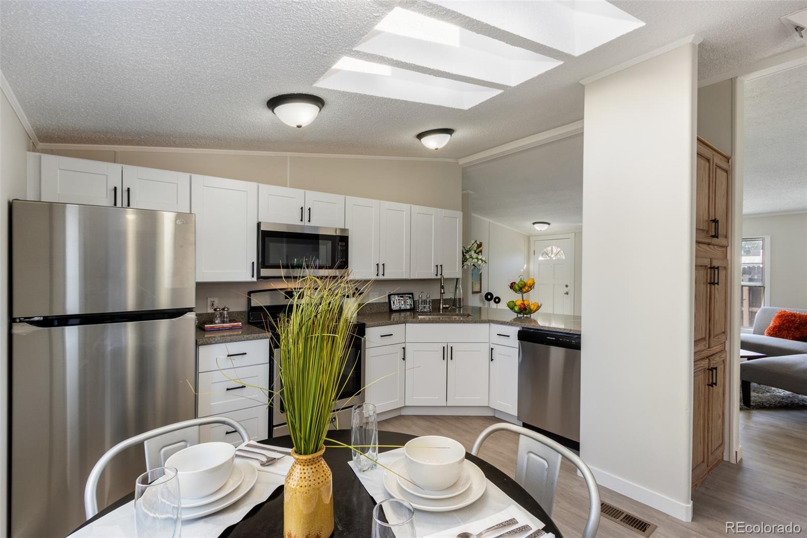 MLS Image #4 for 8451  madison way,denver, Colorado
