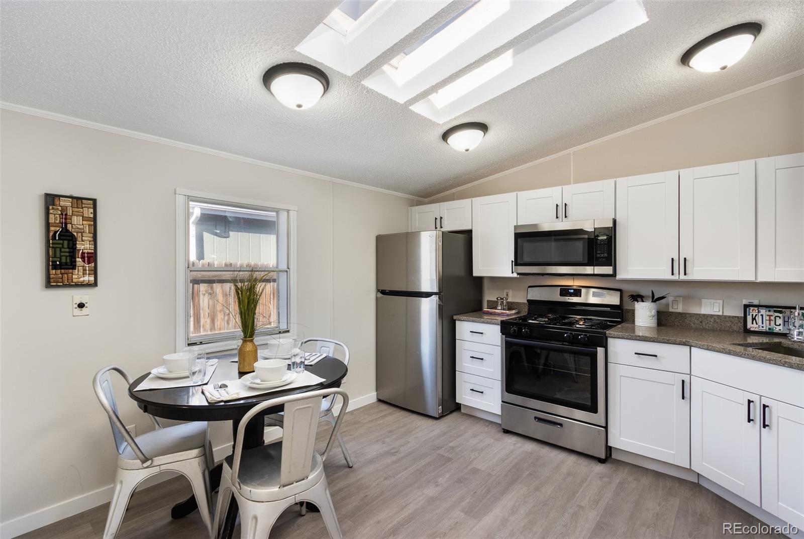 MLS Image #5 for 8451  madison way,denver, Colorado