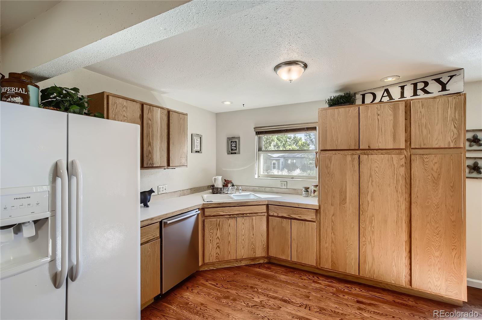 MLS Image #5 for 1318  15th avenue,longmont, Colorado