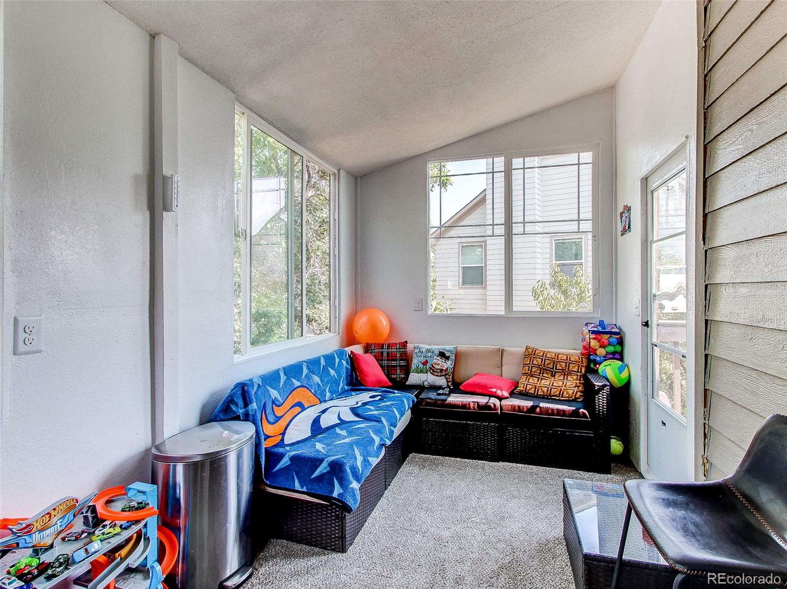 MLS Image #24 for 19473 e 42nd avenue,denver, Colorado