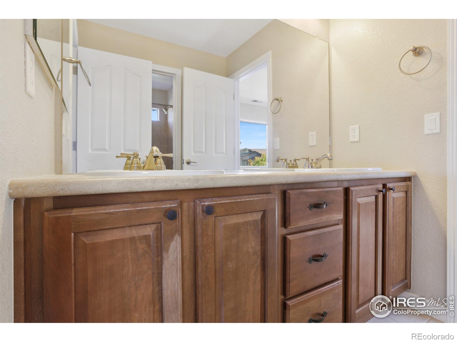 MLS Image #14 for 13302  wild basin way,broomfield, Colorado