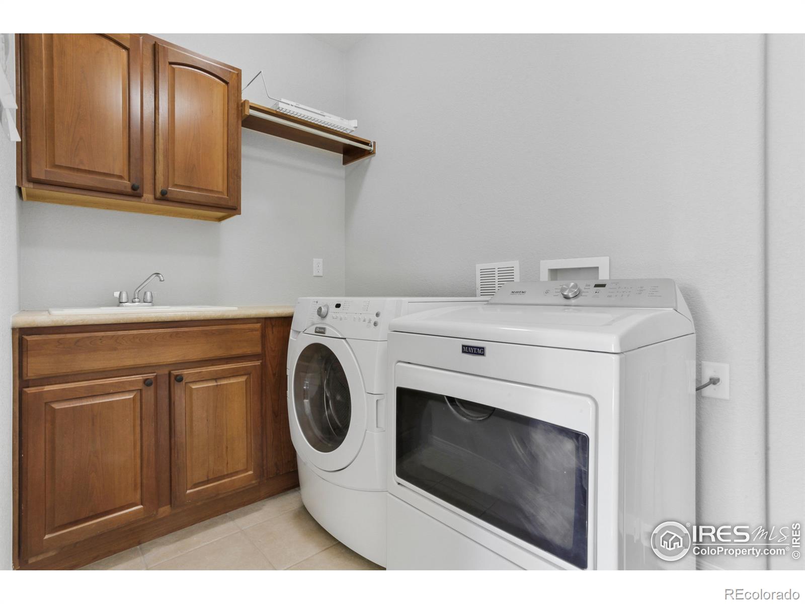 MLS Image #18 for 13302  wild basin way,broomfield, Colorado