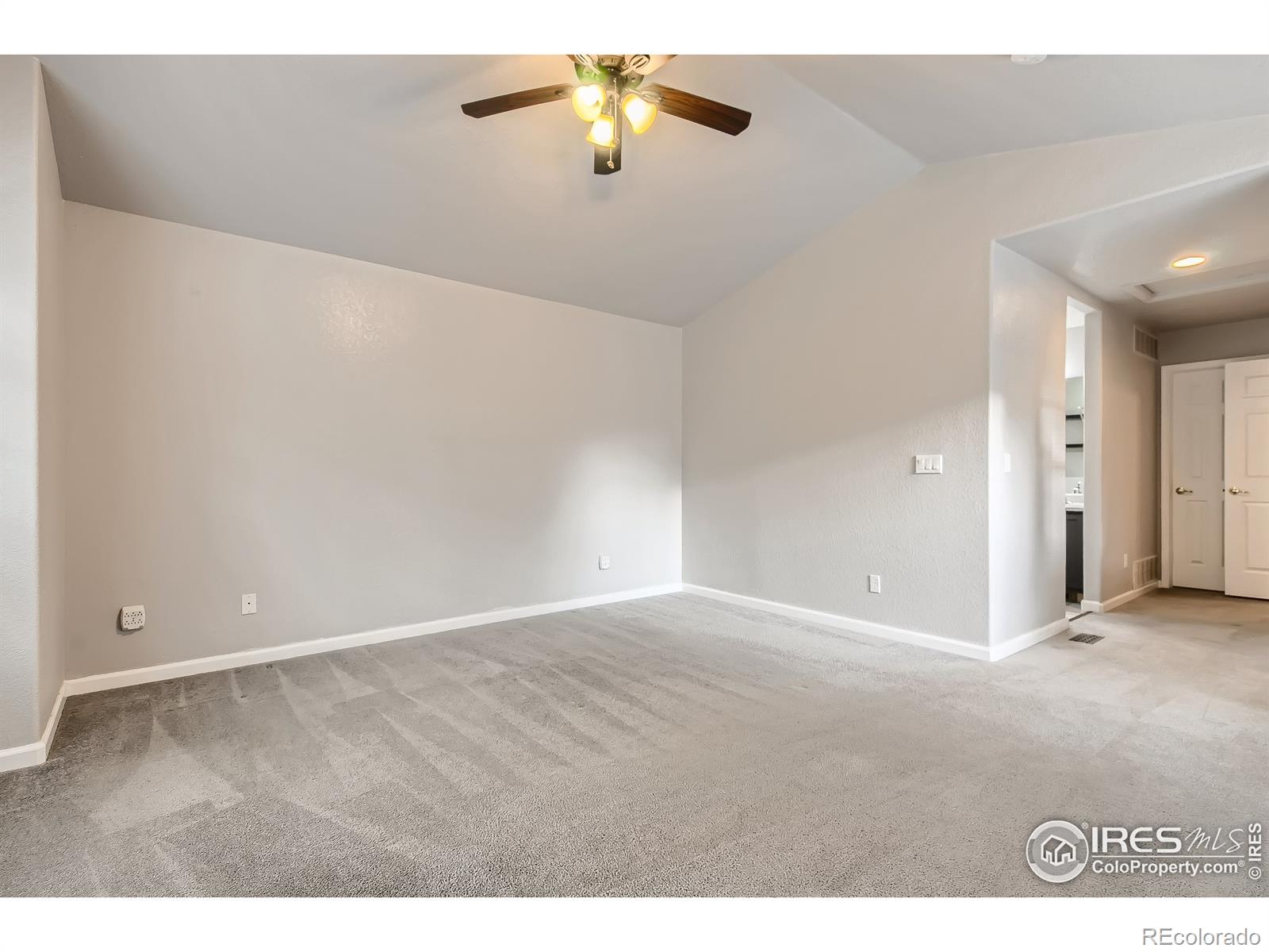 MLS Image #16 for 16027 e 97th place,commerce city, Colorado