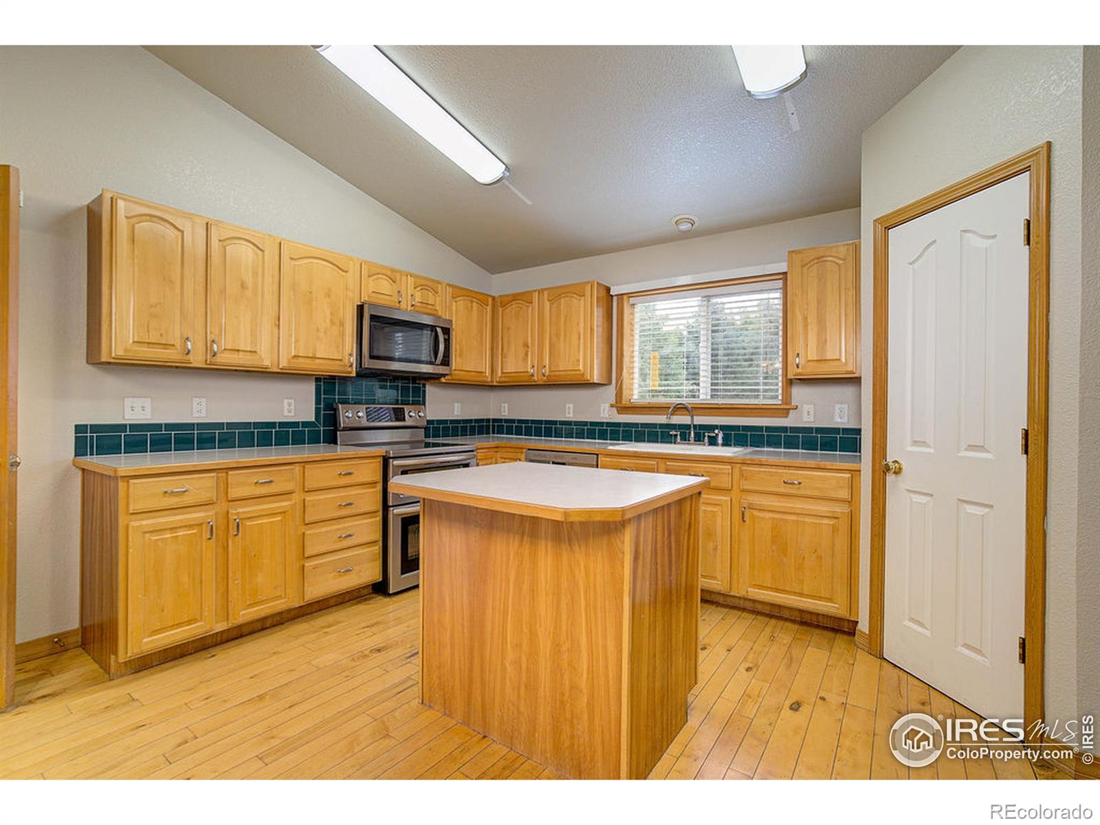 MLS Image #7 for 225  sequoia circle,windsor, Colorado