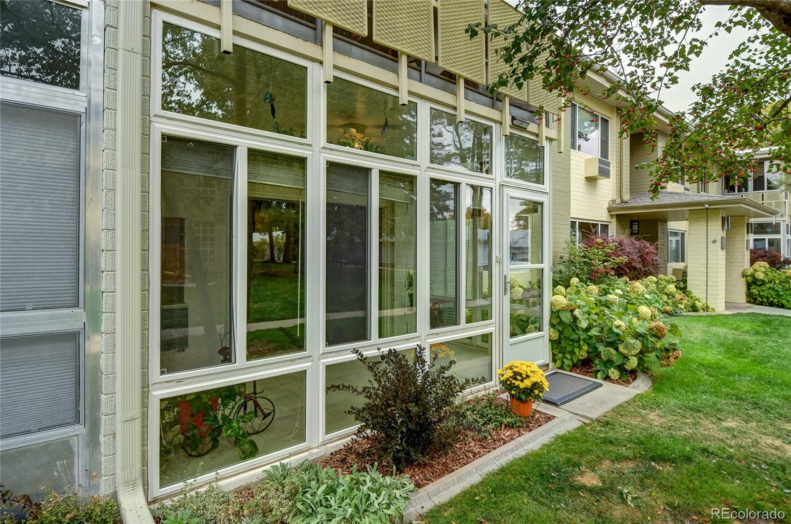 MLS Image #0 for 725 s clinton street,denver, Colorado