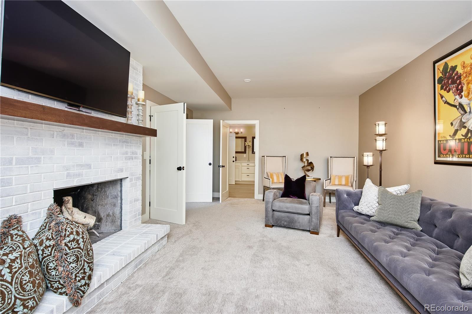 MLS Image #15 for 2800 s university boulevard,denver, Colorado