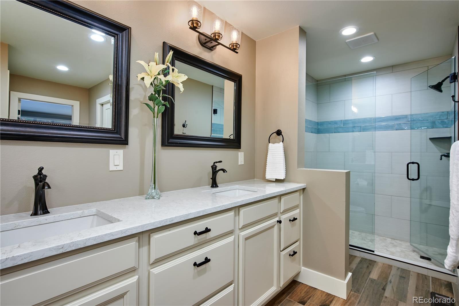 MLS Image #17 for 2800 s university boulevard,denver, Colorado