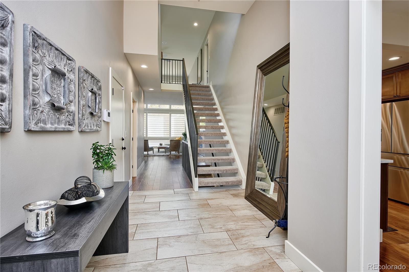 MLS Image #2 for 2800 s university boulevard,denver, Colorado