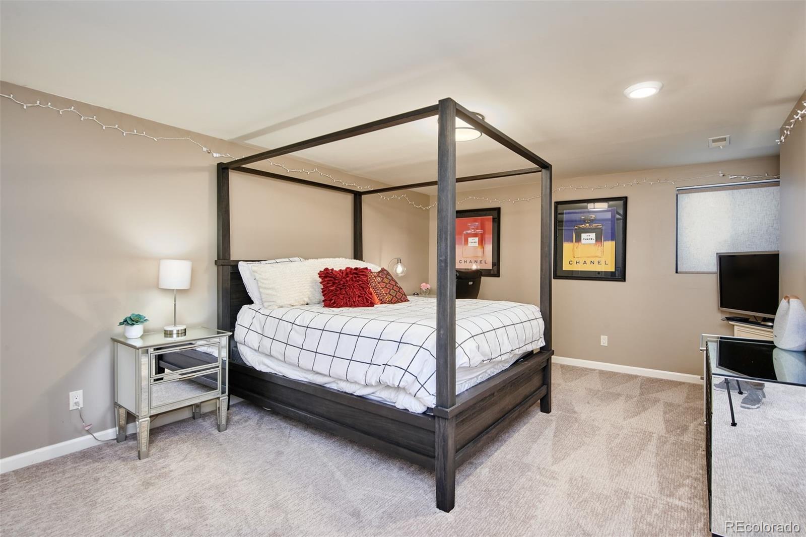 MLS Image #31 for 2800 s university boulevard,denver, Colorado