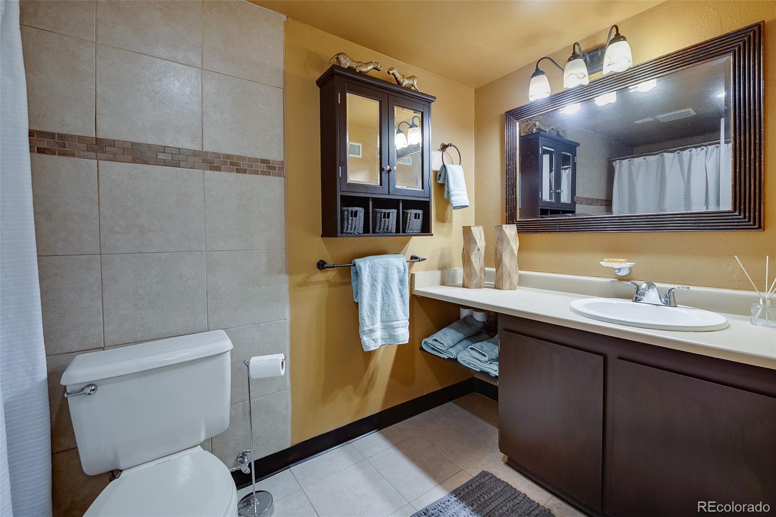 MLS Image #12 for 4681 s decatur street,englewood, Colorado