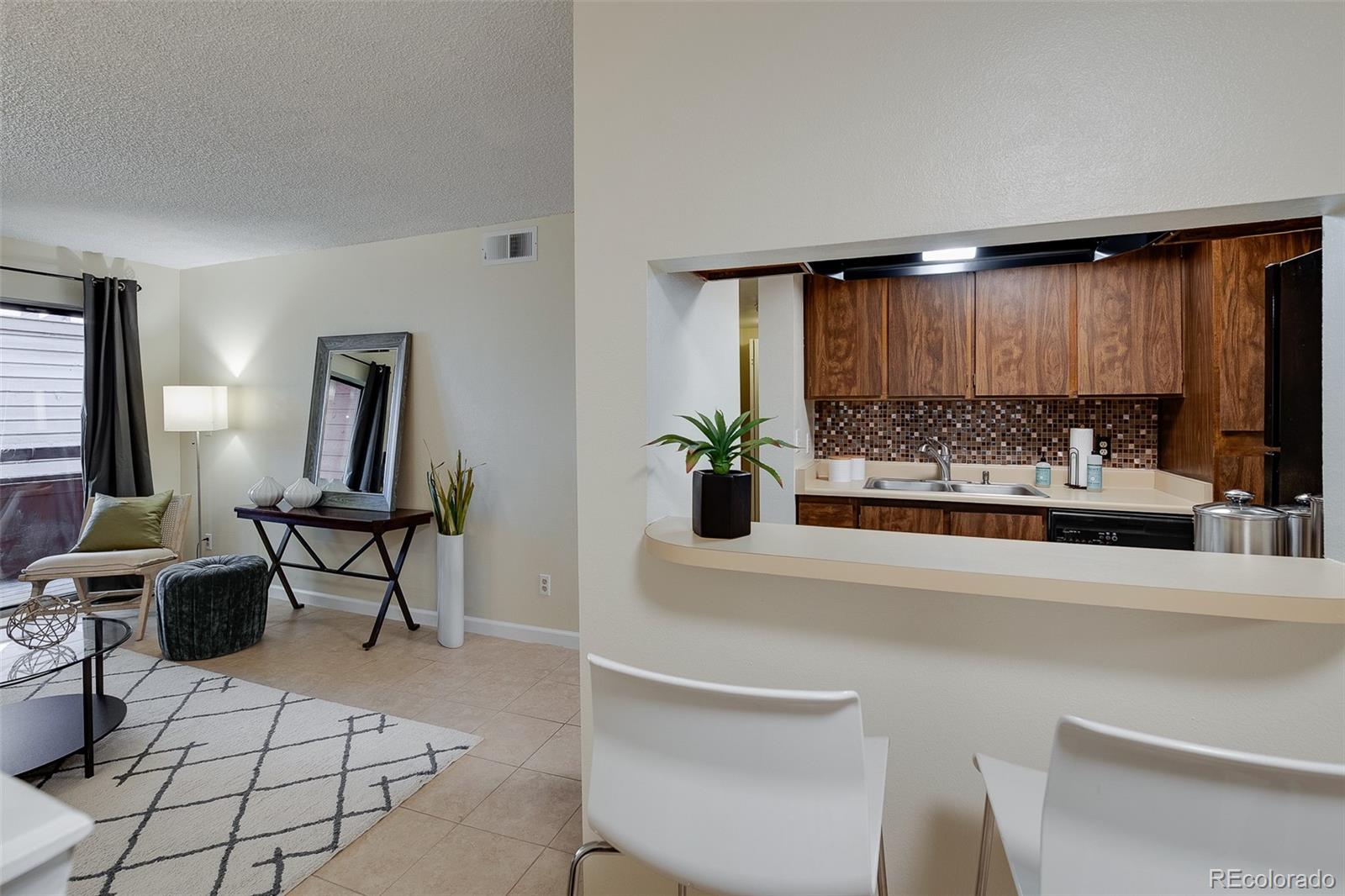 MLS Image #6 for 4681 s decatur street,englewood, Colorado