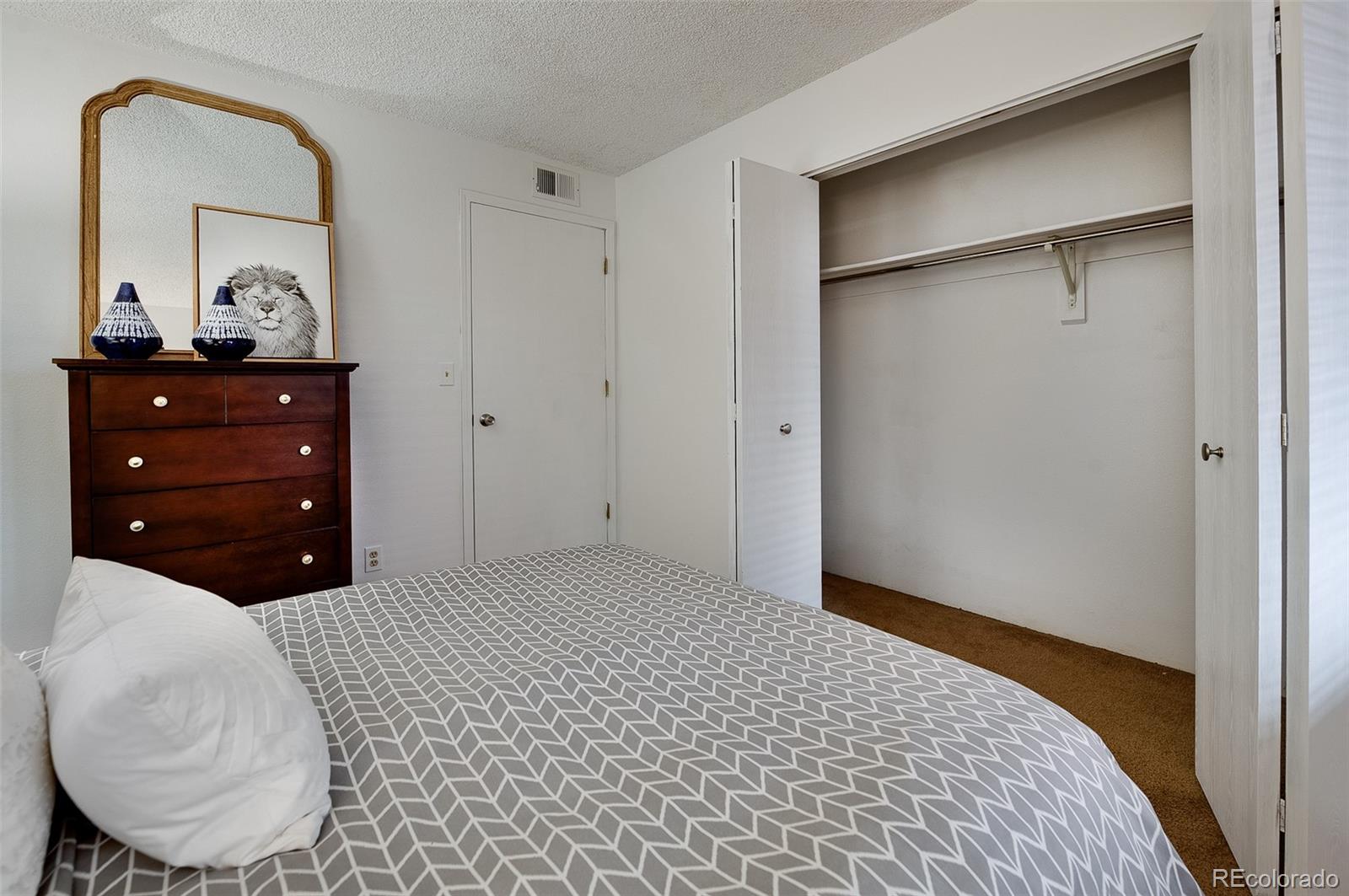 MLS Image #9 for 4681 s decatur street,englewood, Colorado