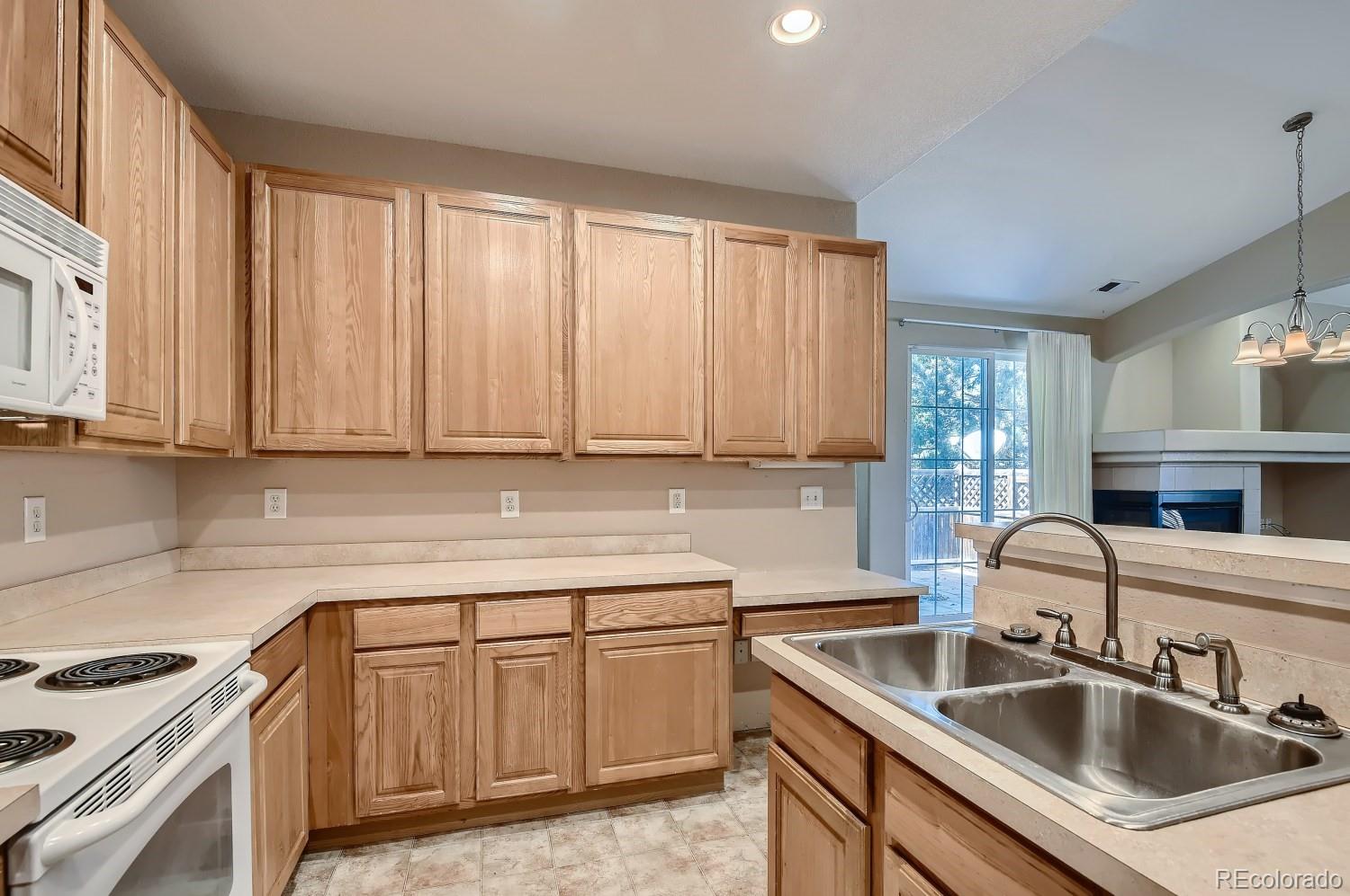 MLS Image #11 for 1665  fraser court,aurora, Colorado