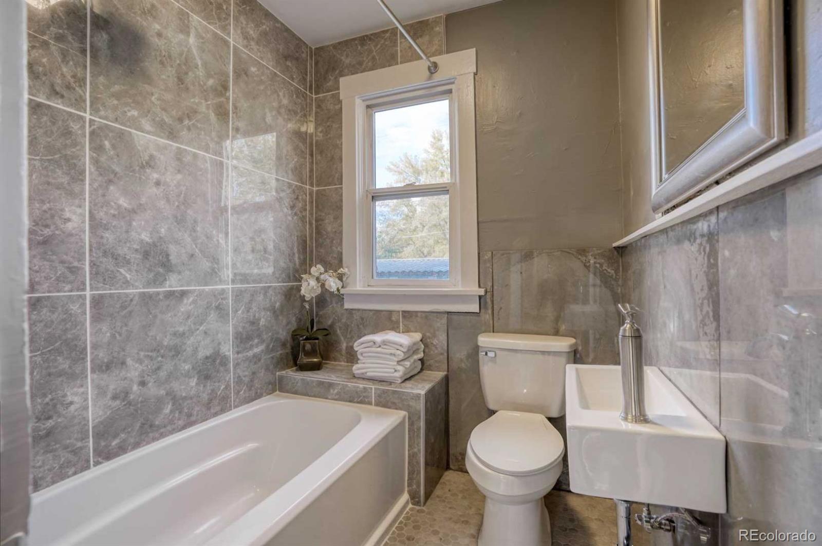 MLS Image #13 for 2515 e 36th avenue,denver, Colorado