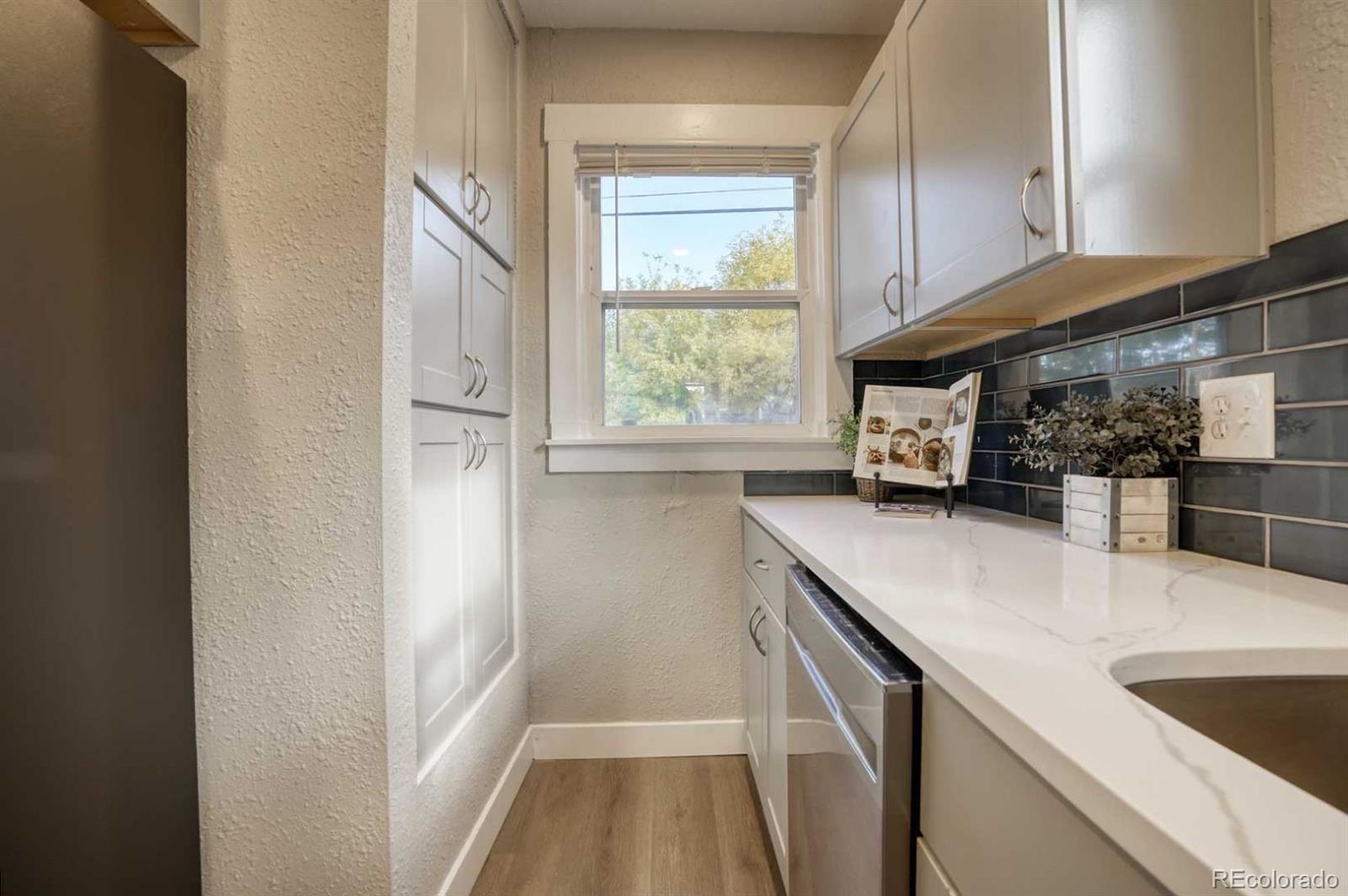 MLS Image #8 for 2515 e 36th avenue,denver, Colorado