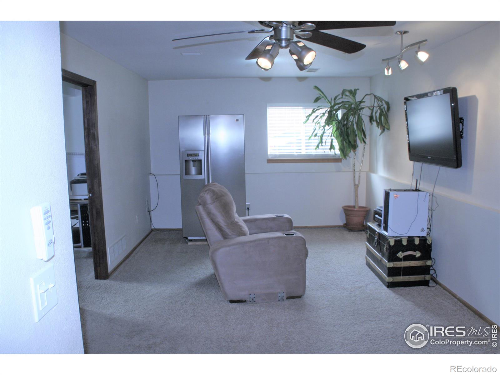MLS Image #10 for 720  columbine drive,windsor, Colorado