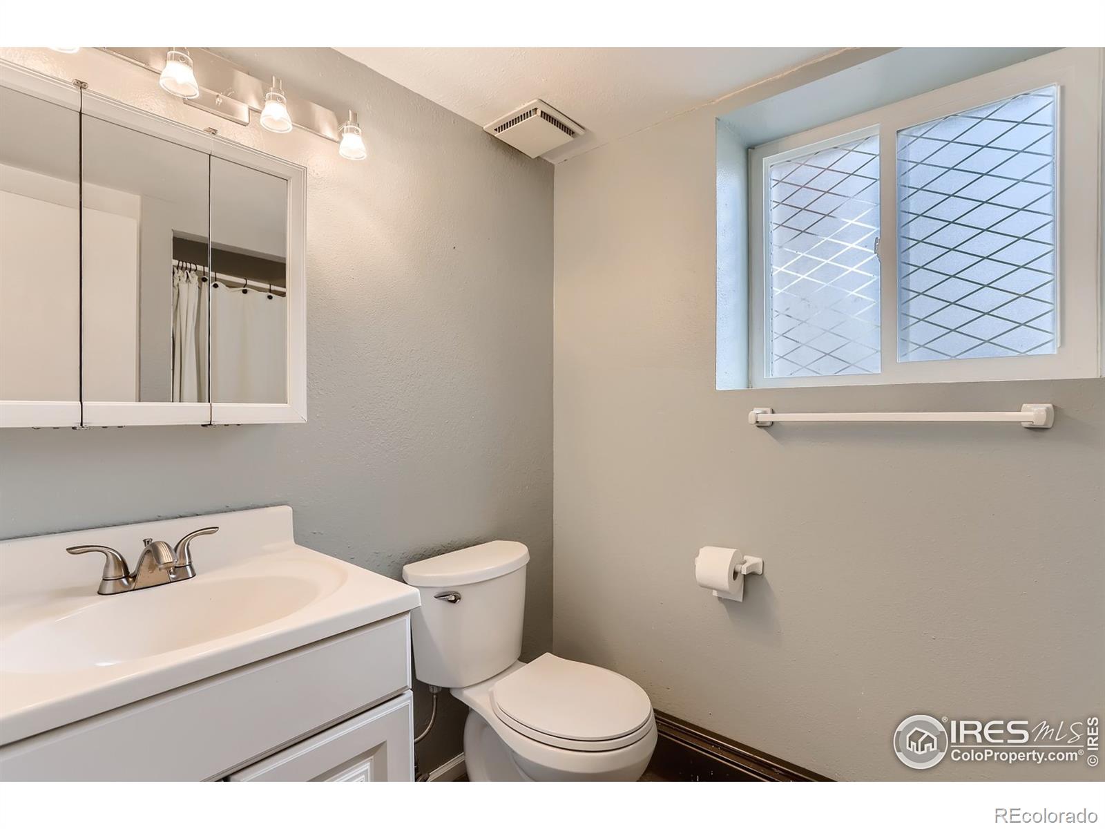 MLS Image #22 for 521  elliott street,longmont, Colorado