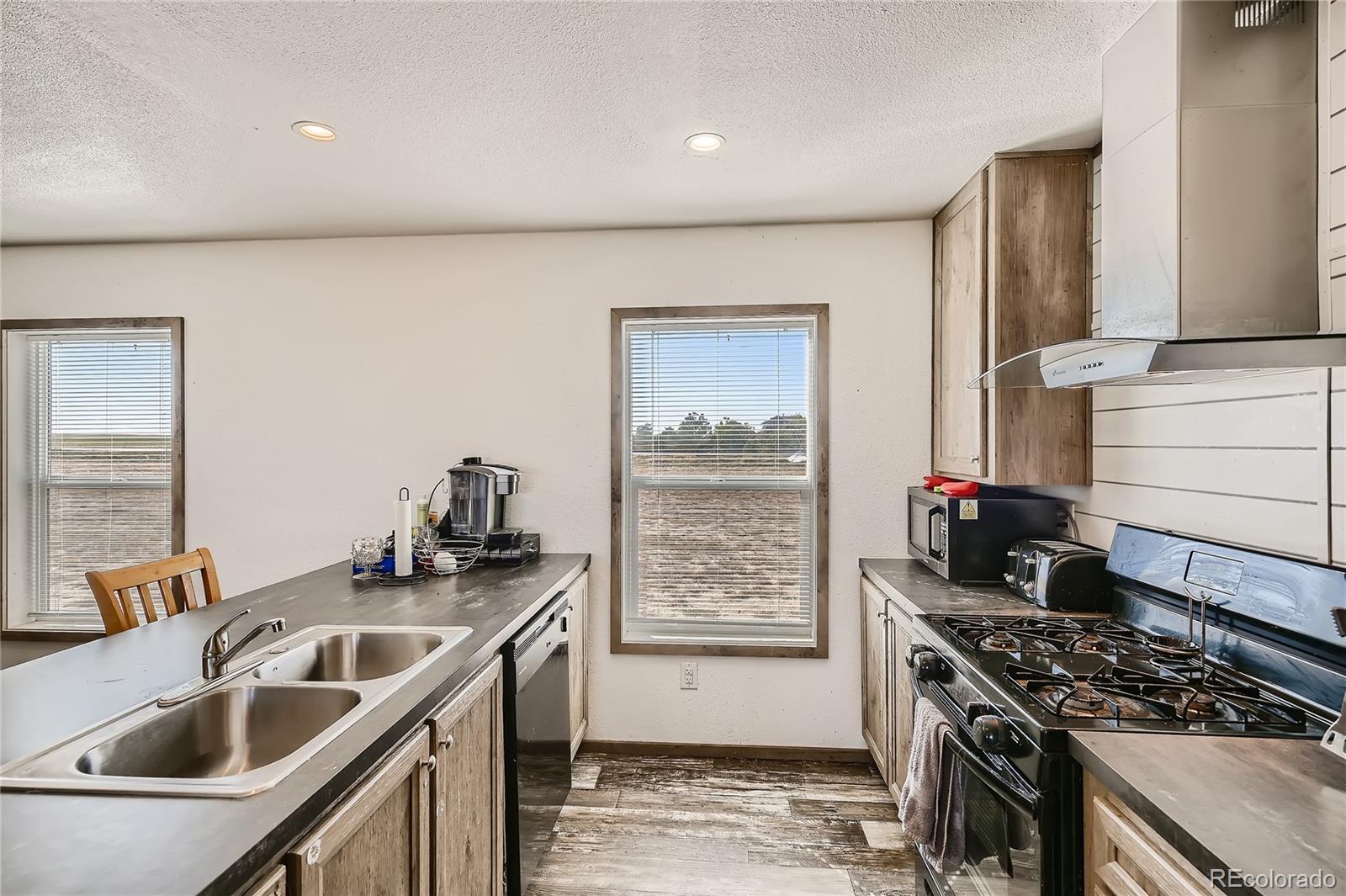 MLS Image #6 for 37897  highway 52 ,roggen, Colorado