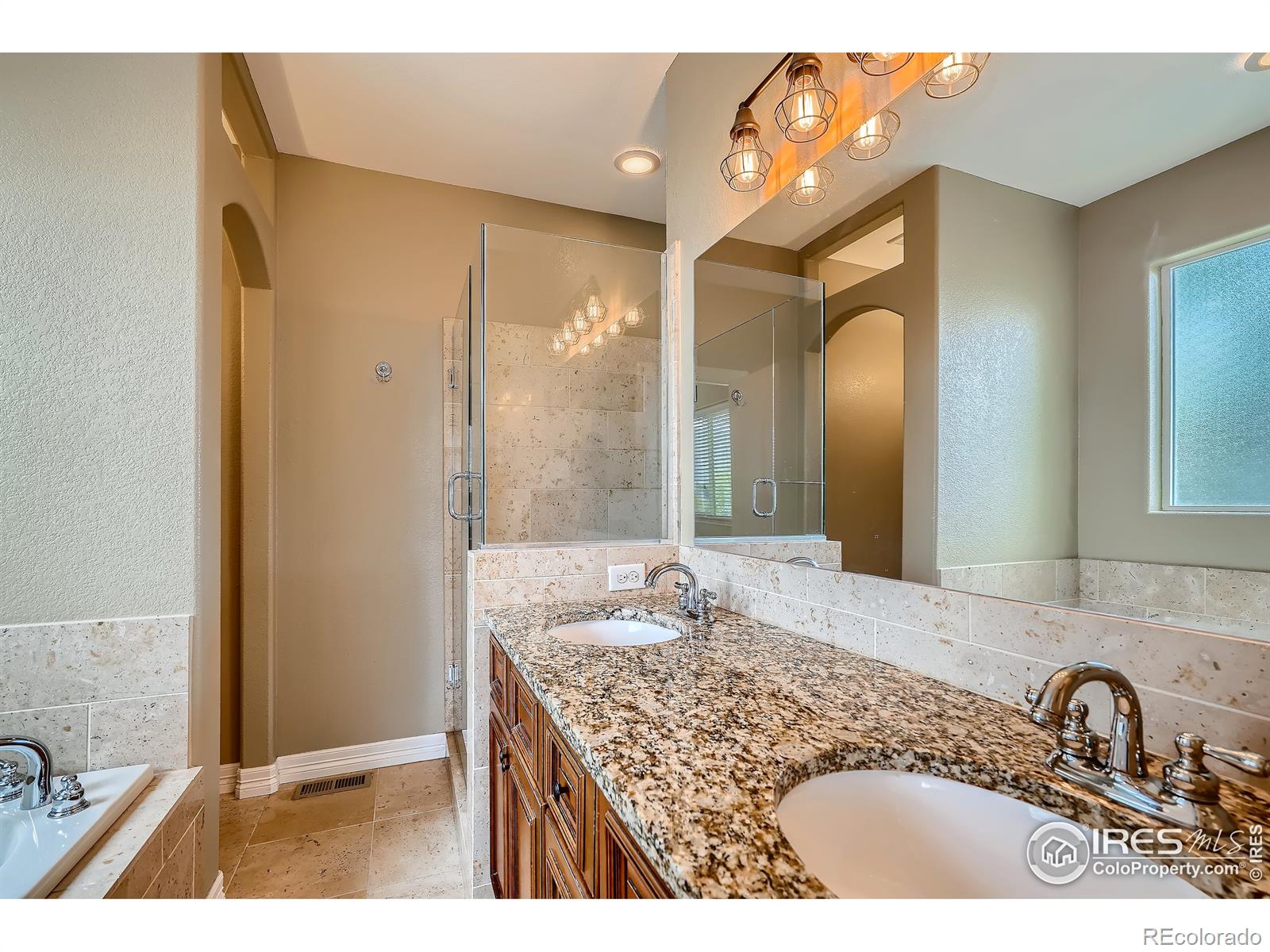 MLS Image #12 for 1282  crabapple drive,loveland, Colorado