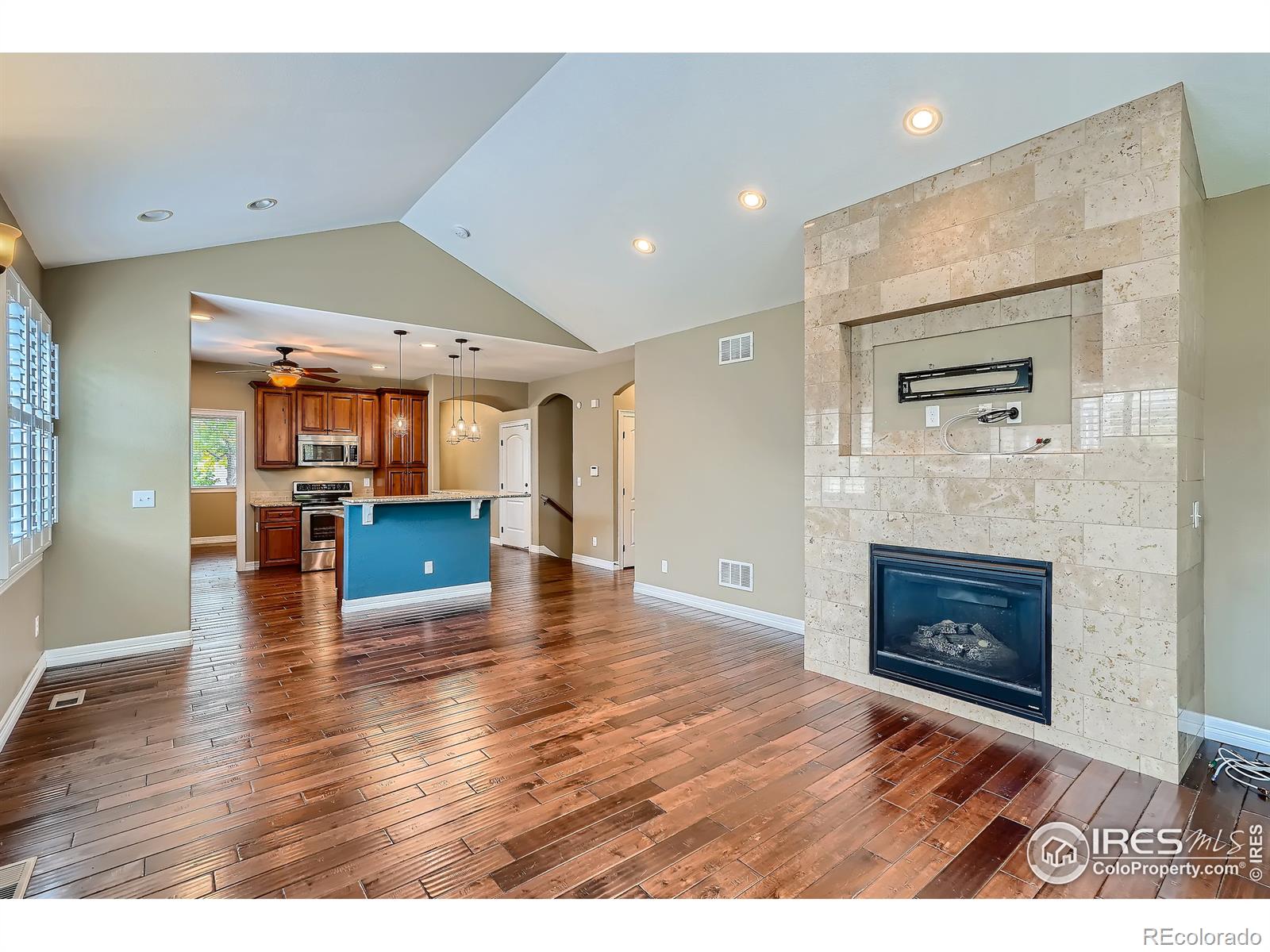 MLS Image #4 for 1282  crabapple drive,loveland, Colorado