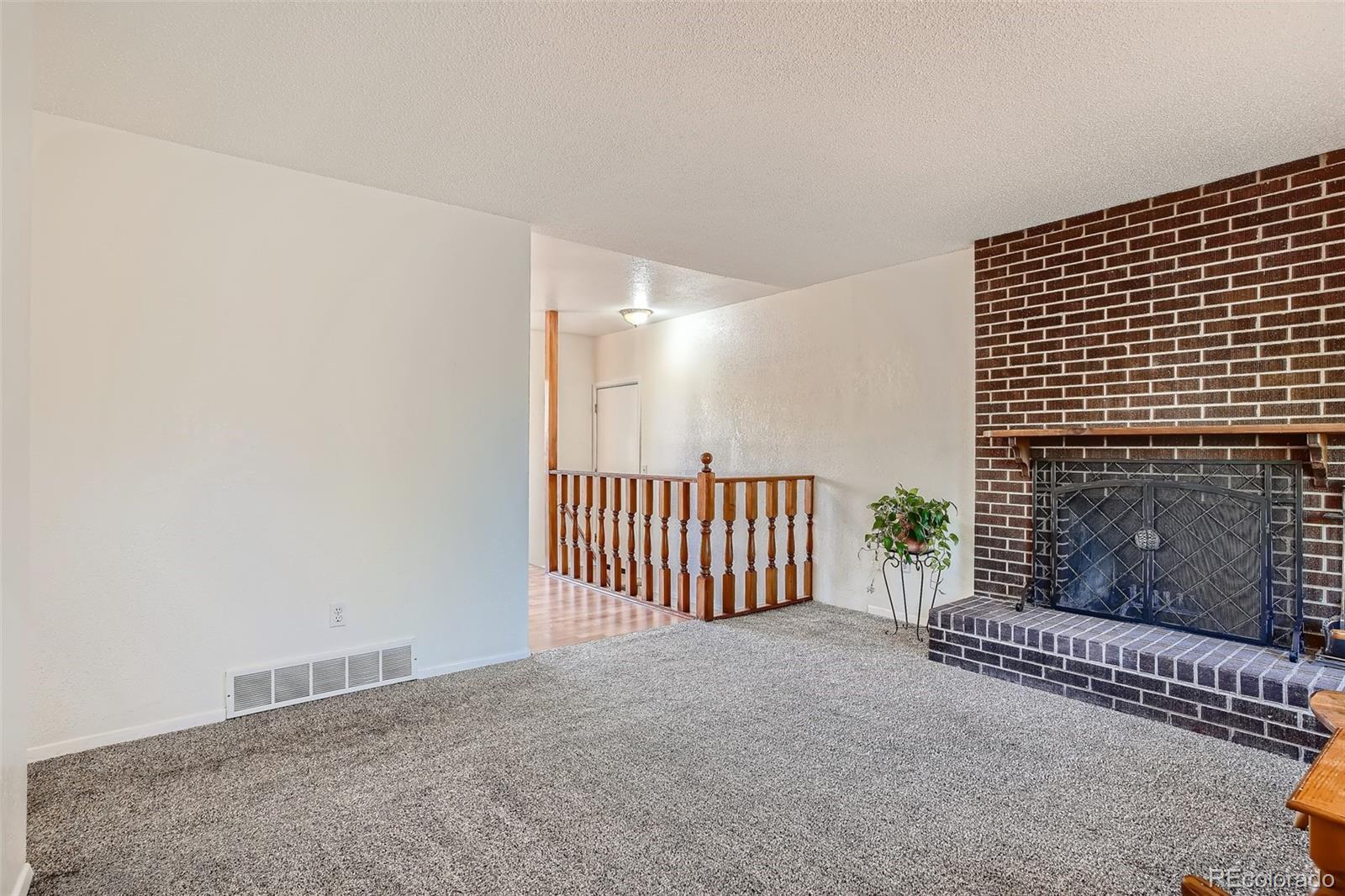 MLS Image #4 for 6478 w kenyon avenue,denver, Colorado