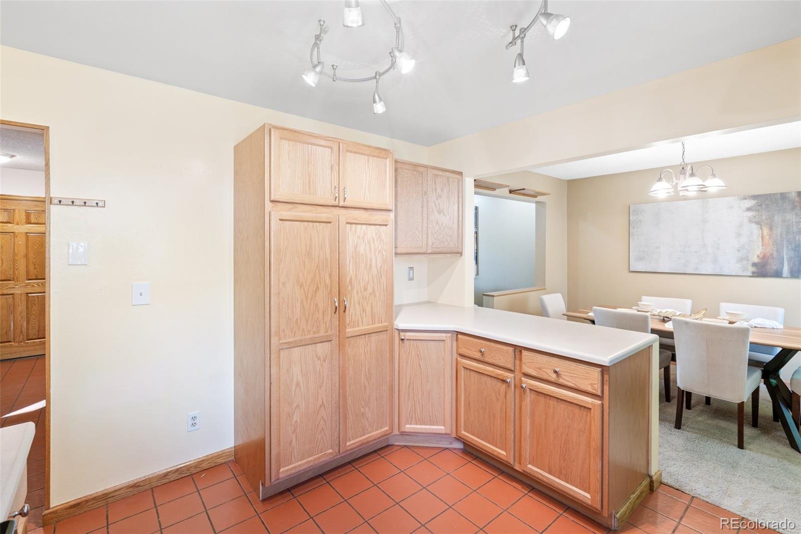 MLS Image #11 for 1464 s vaughn circle,aurora, Colorado