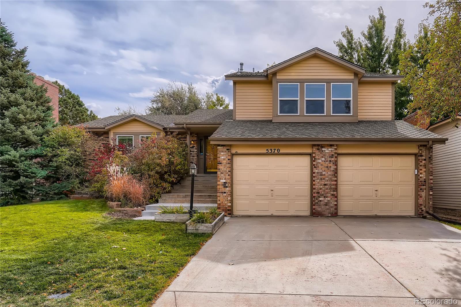 MLS Image #0 for 5370 s olathe circle,centennial, Colorado