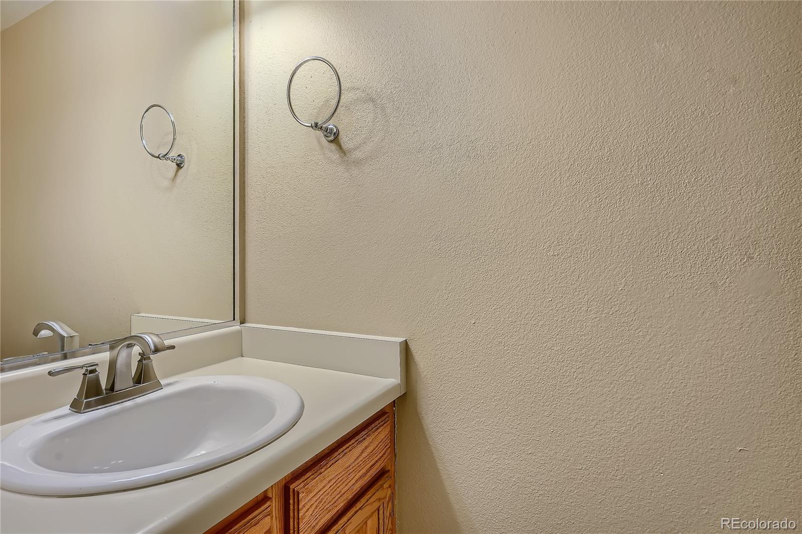 MLS Image #13 for 5370 s olathe circle,centennial, Colorado