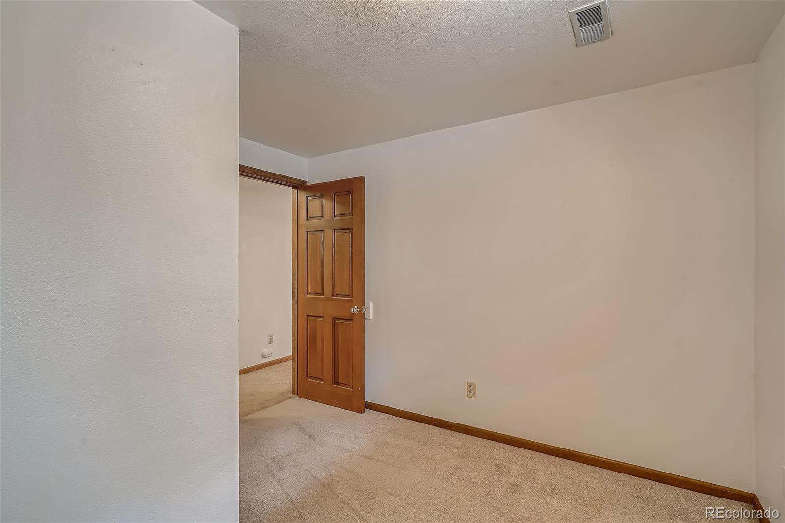 MLS Image #23 for 5370 s olathe circle,centennial, Colorado