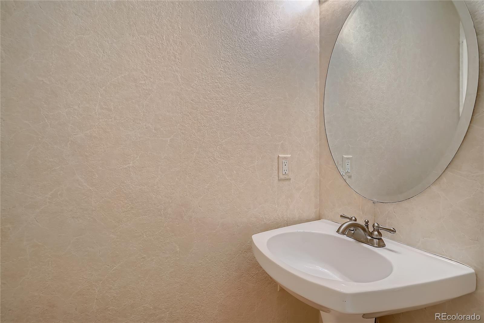 MLS Image #10 for 12516 e wesley ave ,aurora, Colorado