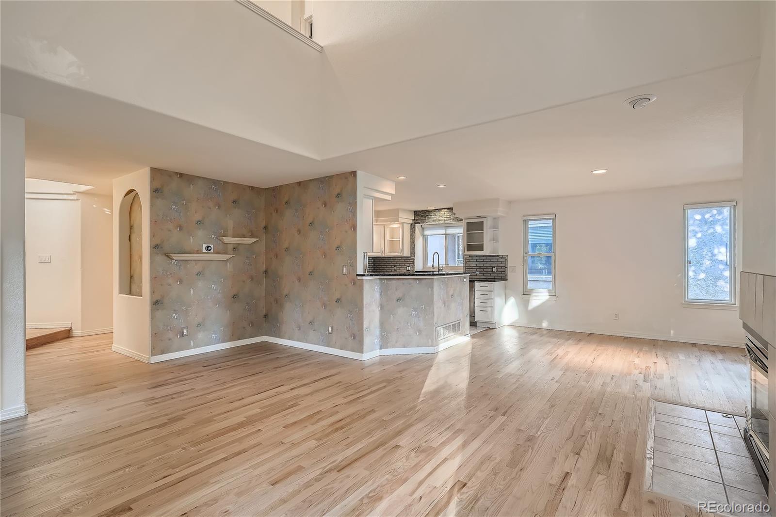 MLS Image #4 for 12516 e wesley ave ,aurora, Colorado