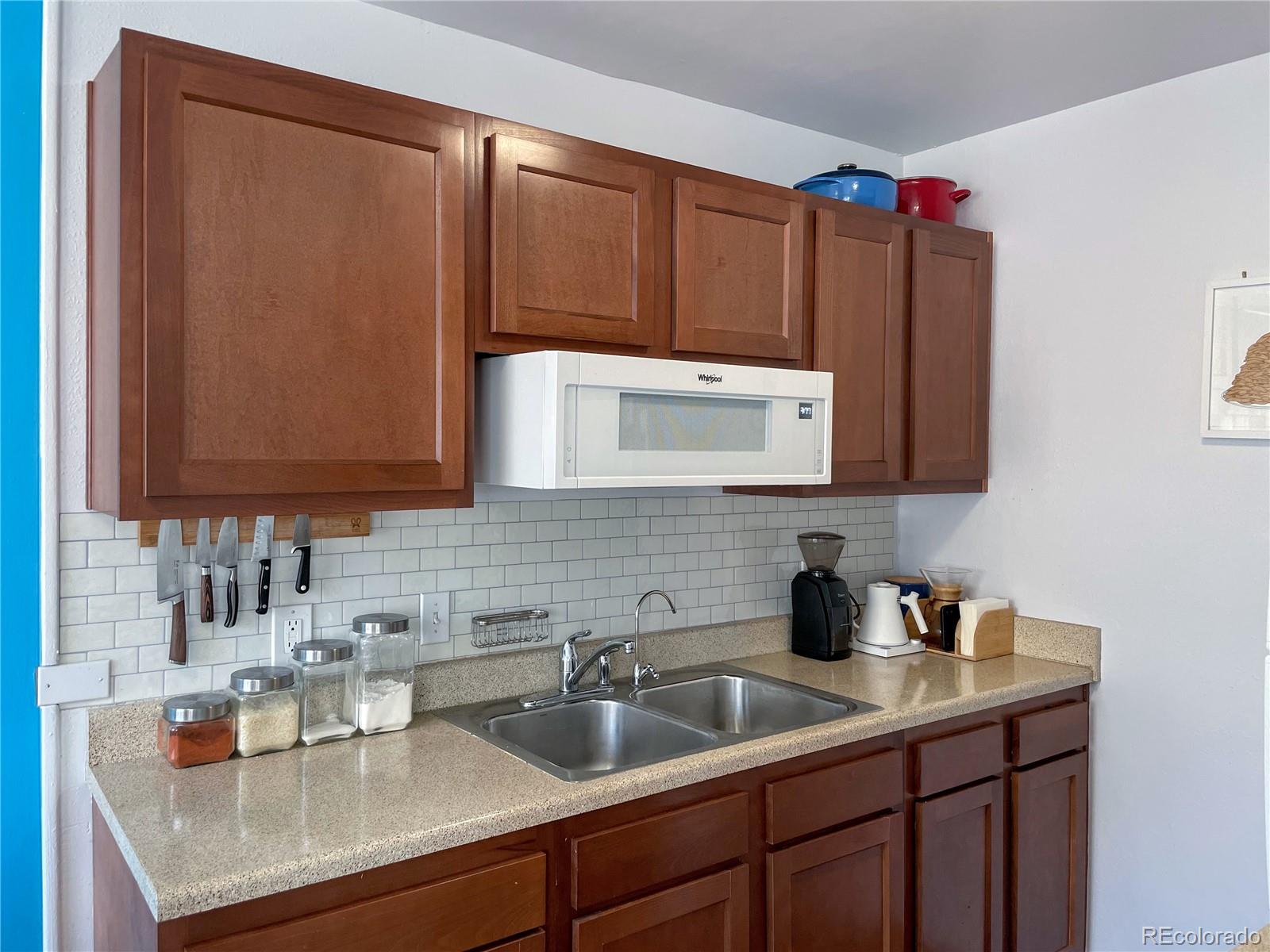 MLS Image #23 for 525  jackson street,denver, Colorado