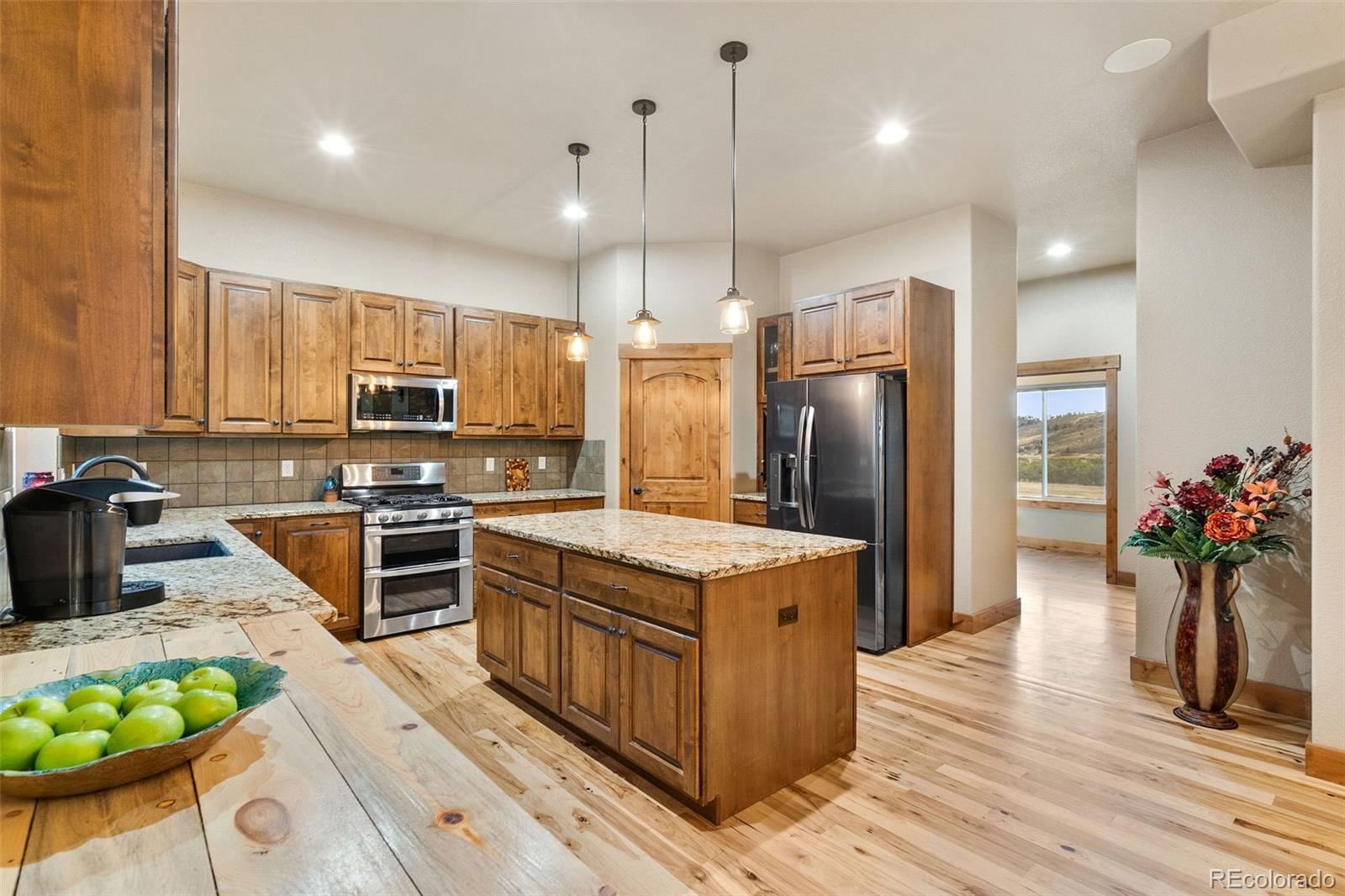 MLS Image #10 for 10630  buckhorn ridge way,loveland, Colorado