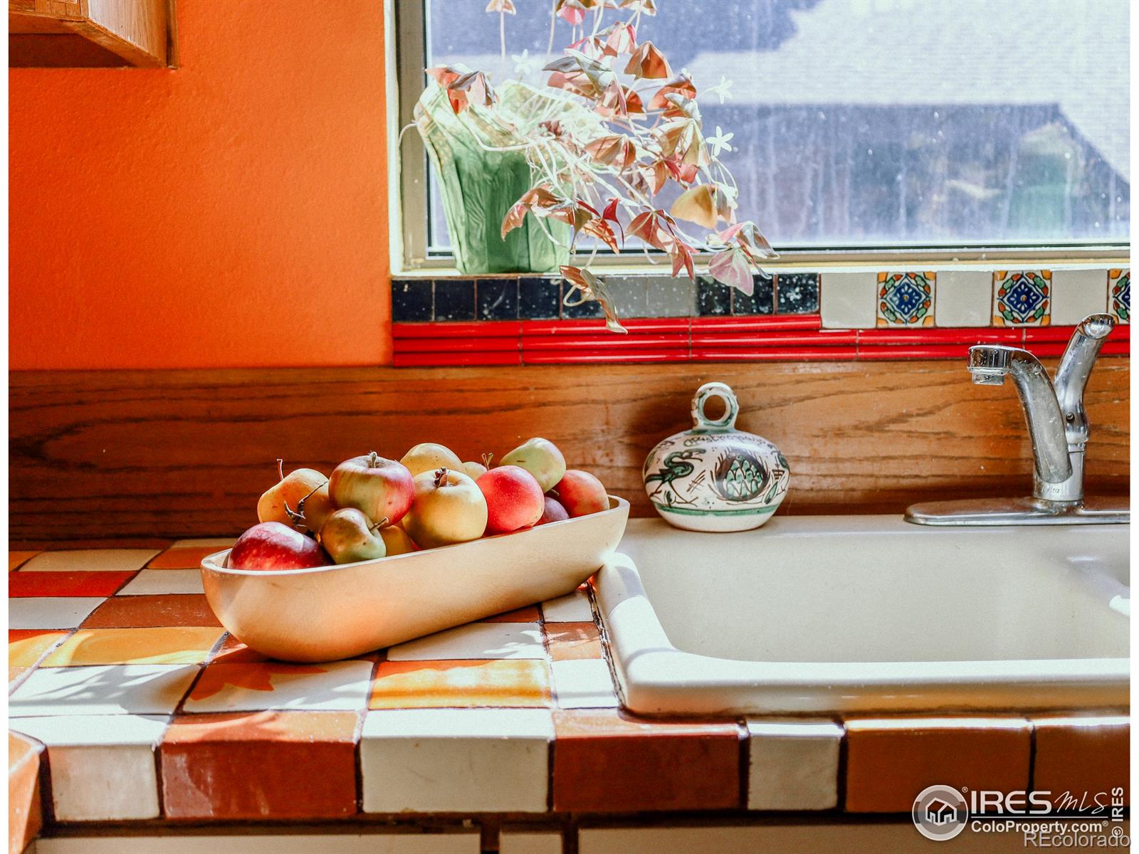 MLS Image #10 for 505  manhattan drive,boulder, Colorado