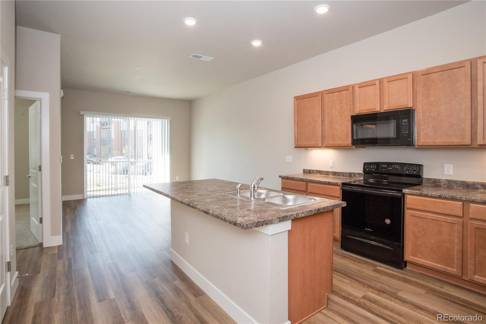 MLS Image #8 for 14341 e tennessee avenue,aurora, Colorado