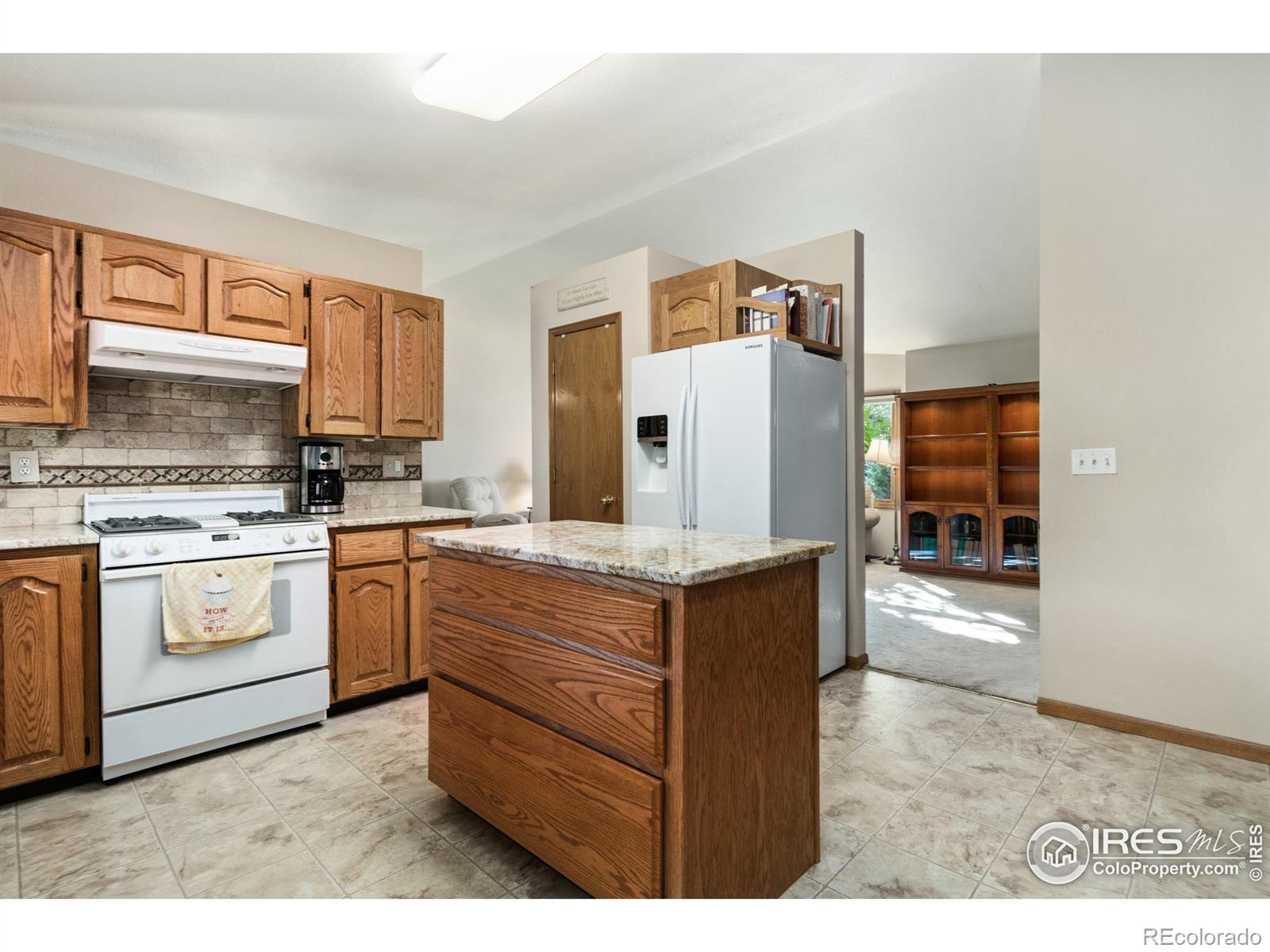 MLS Image #9 for 880  longview avenue,berthoud, Colorado