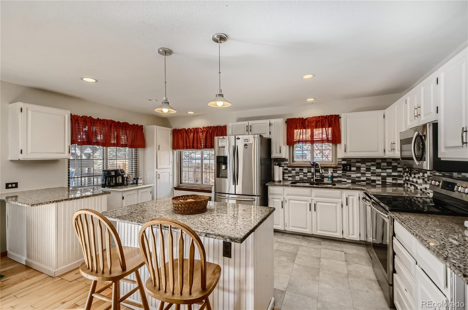MLS Image #8 for 261 s salem court,aurora, Colorado