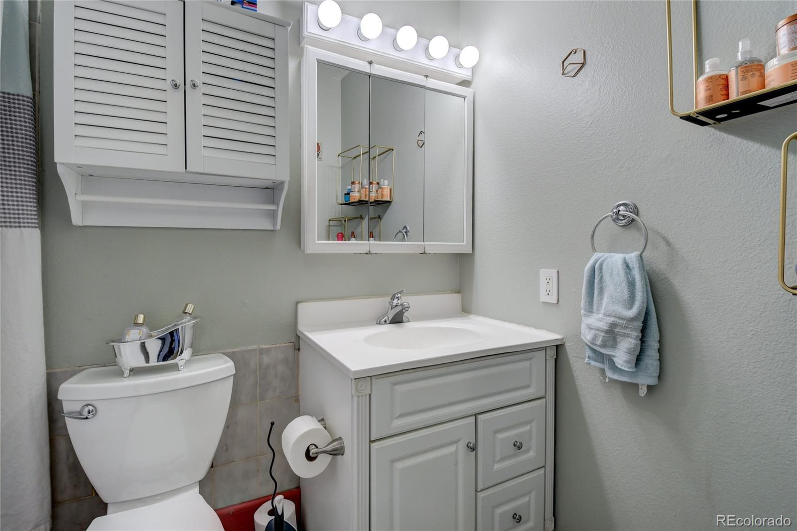 MLS Image #12 for 3351 s field street,lakewood, Colorado