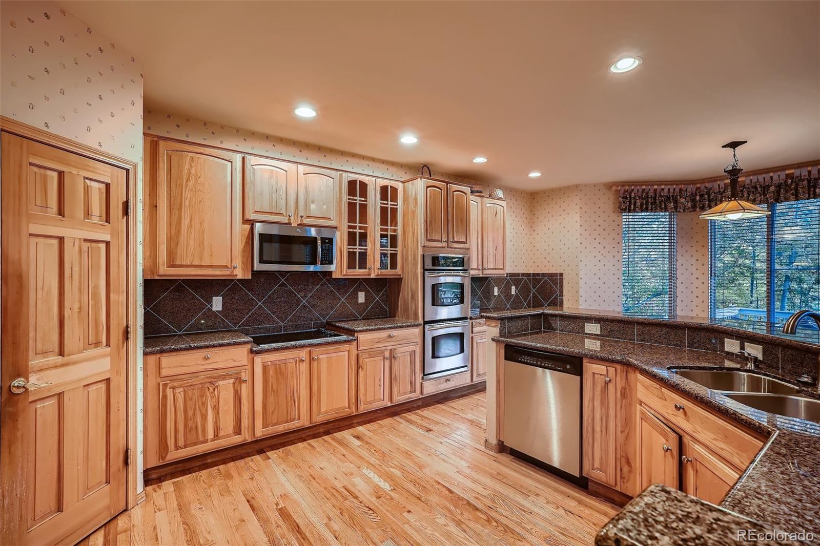 MLS Image #10 for 3337  new castle drive,loveland, Colorado