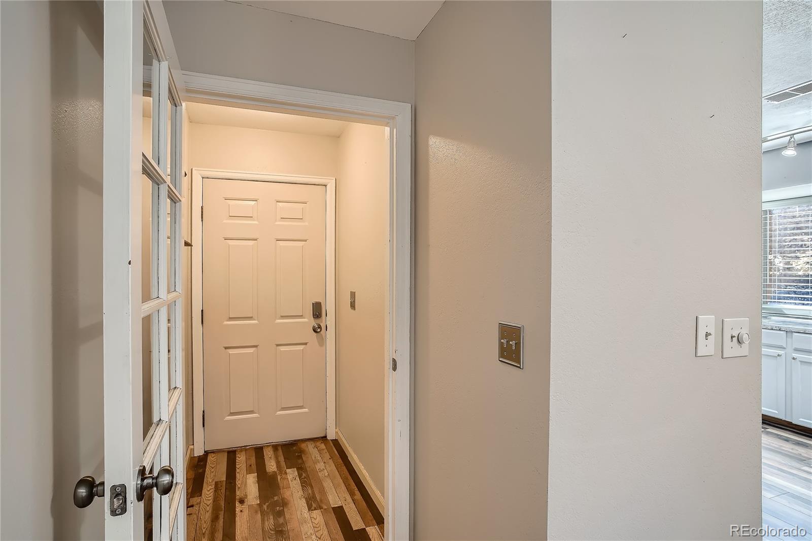 MLS Image #4 for 1101 s garrison street,lakewood, Colorado