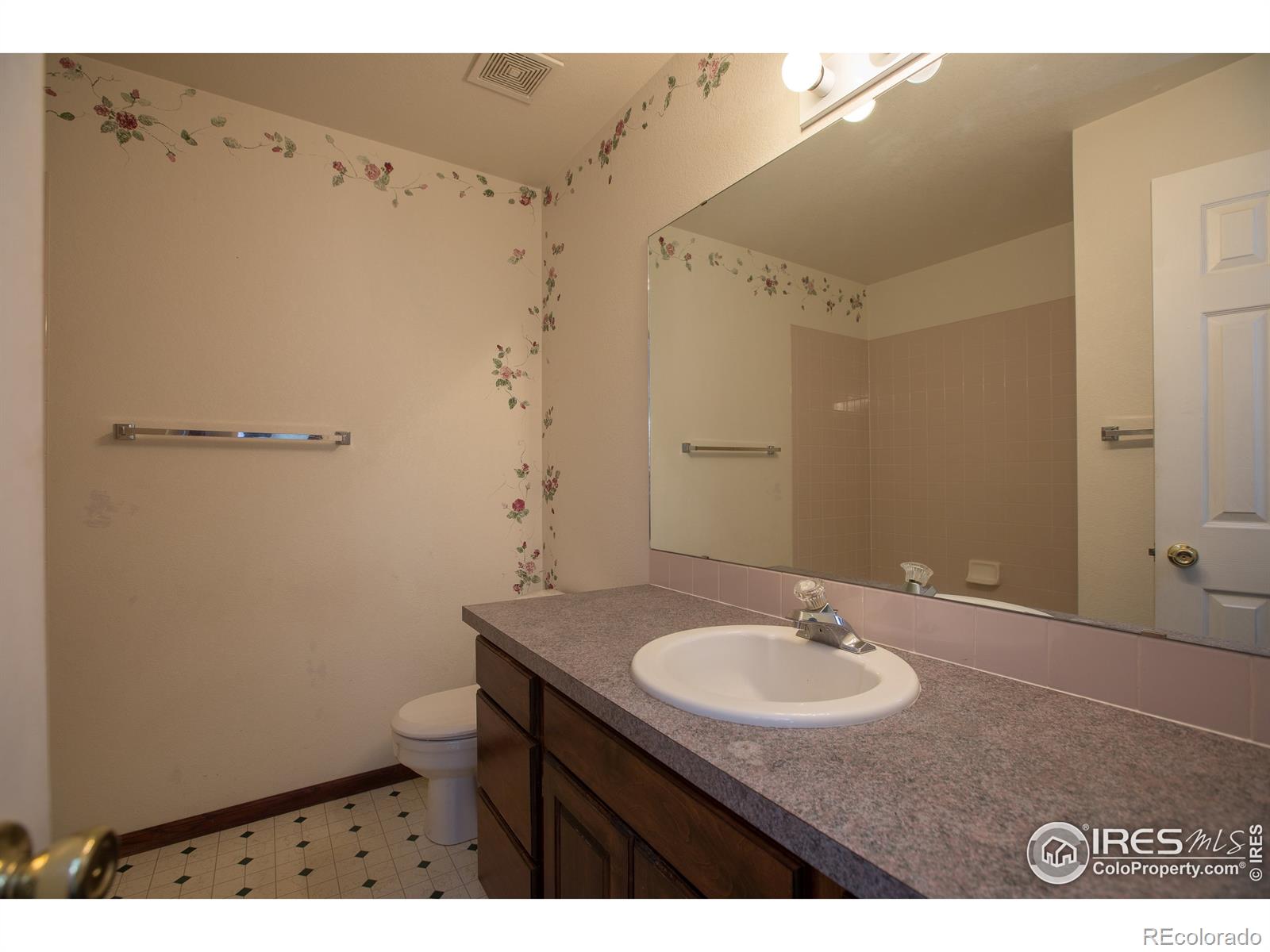 MLS Image #19 for 723  2nd street,windsor, Colorado