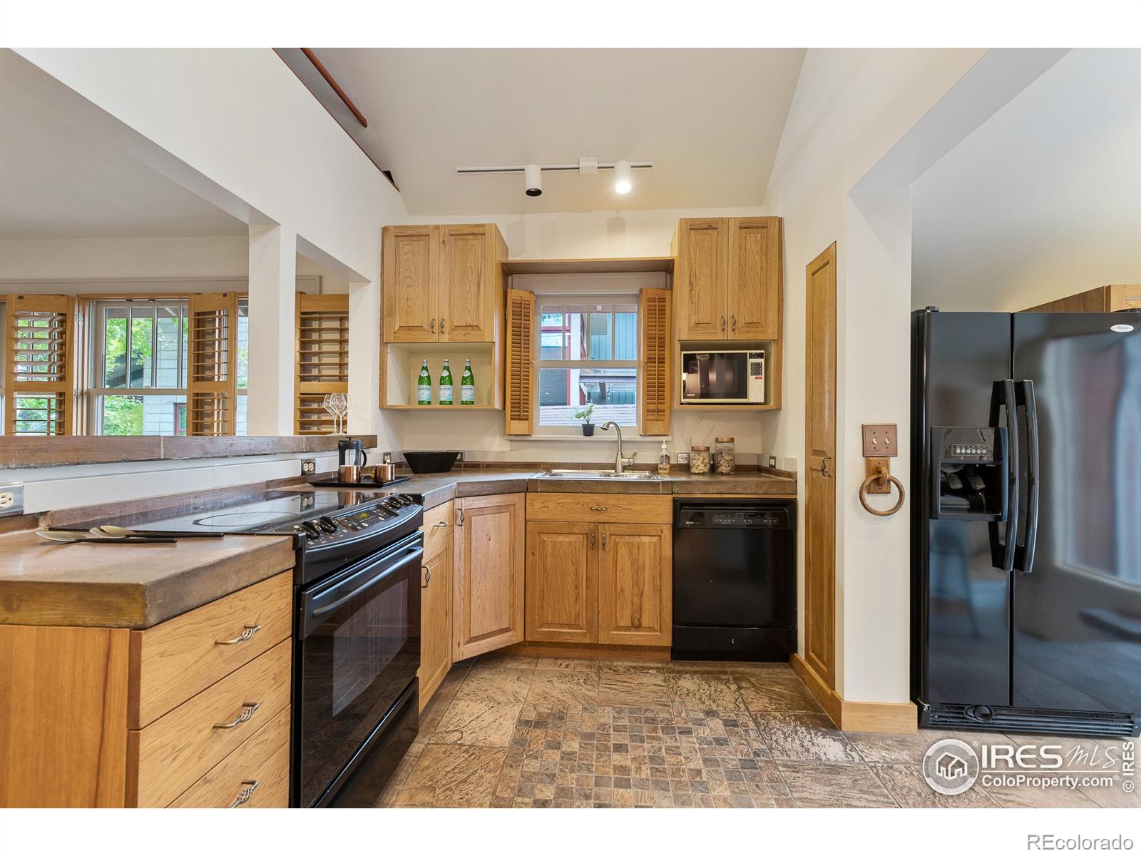 MLS Image #5 for 812  university avenue,boulder, Colorado
