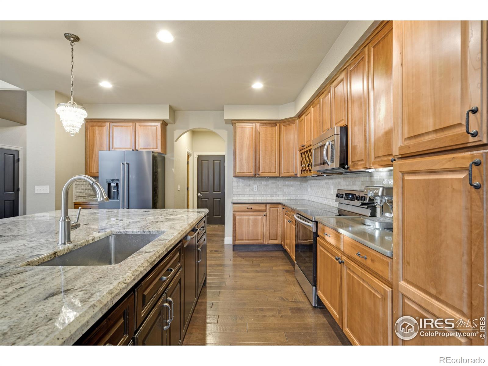 MLS Image #10 for 2097  meander road,windsor, Colorado