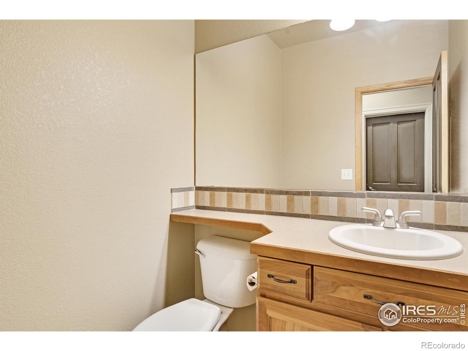 MLS Image #12 for 2097  meander road,windsor, Colorado