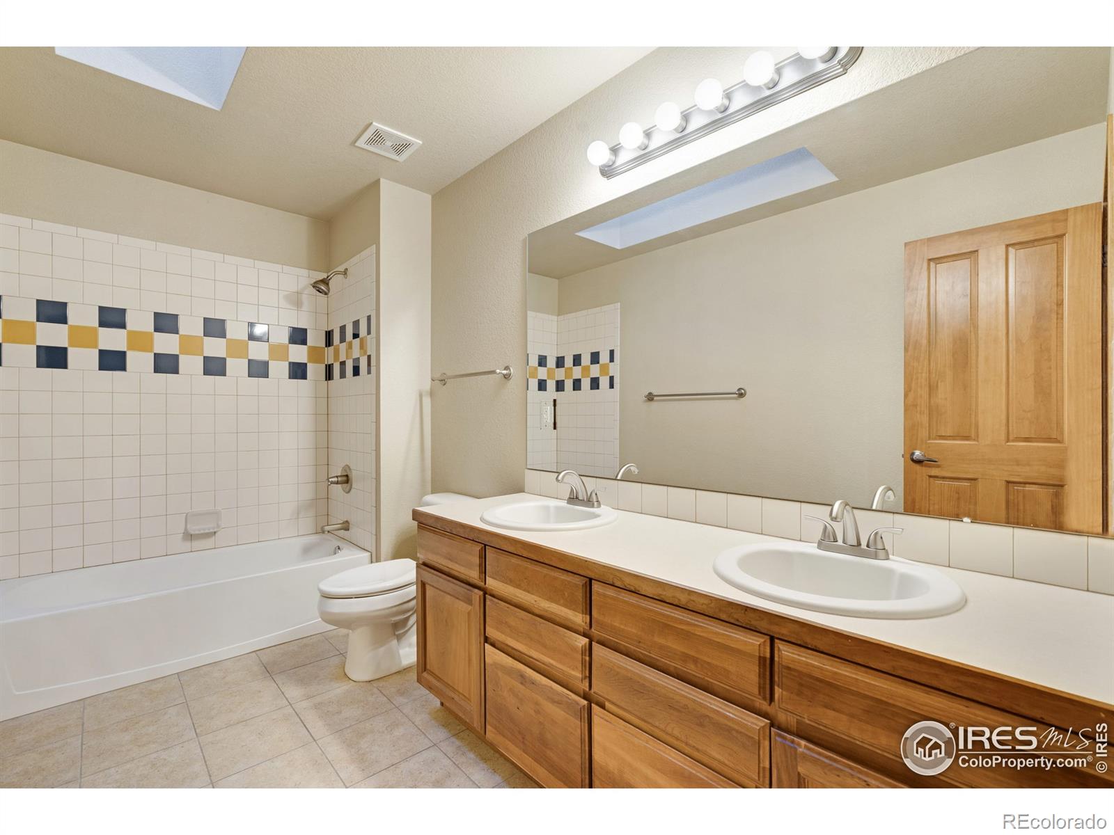 MLS Image #20 for 2097  meander road,windsor, Colorado