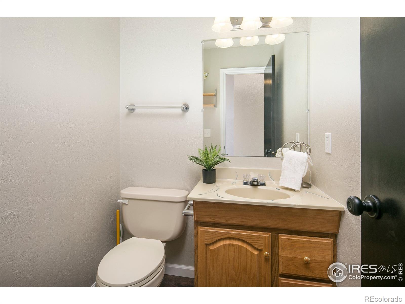 MLS Image #14 for 911  44th ave ct,greeley, Colorado